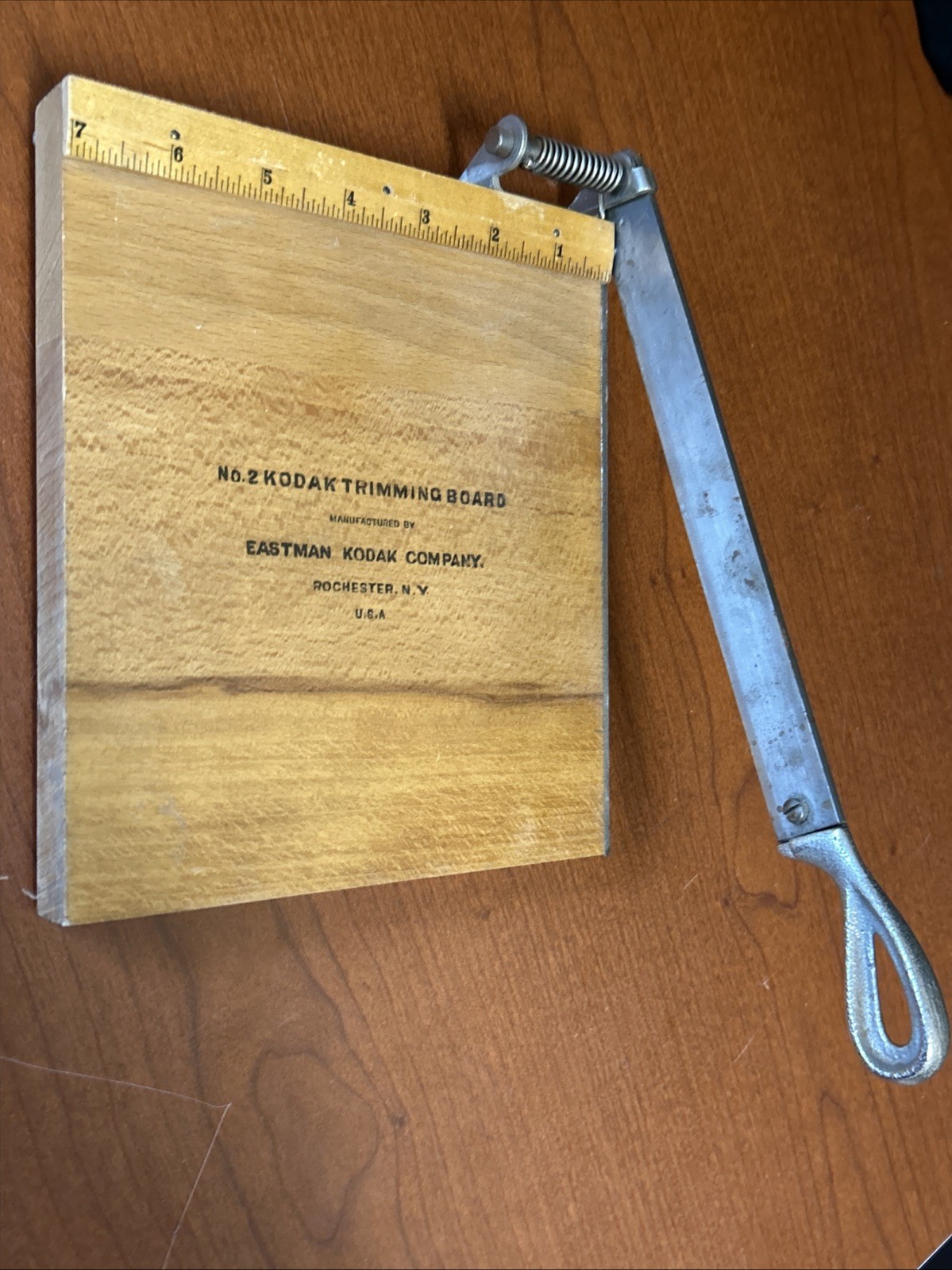 Vintage Eastman Kodak No. 2 Wood Trimming Board 7″x8″ pristine condition/USA
