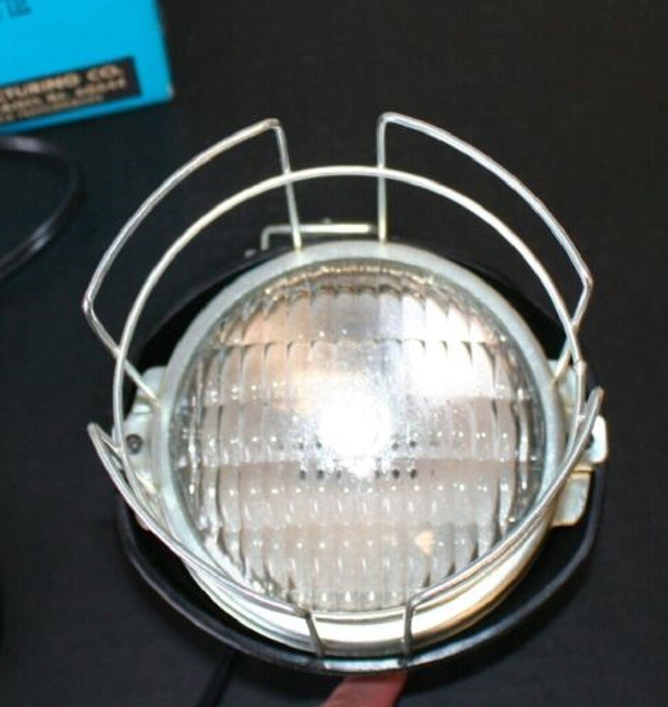 Vintage Acme Lite Sealed Beam Movielite Model Fits Super 8 Cameras 250 Watts