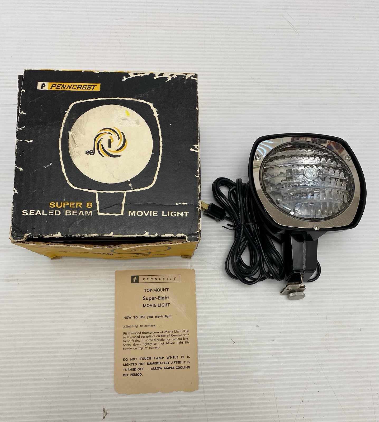 Vintage Penncrest Super 8 Sealed Beam Movie Light Photography ( Works) 624-4508