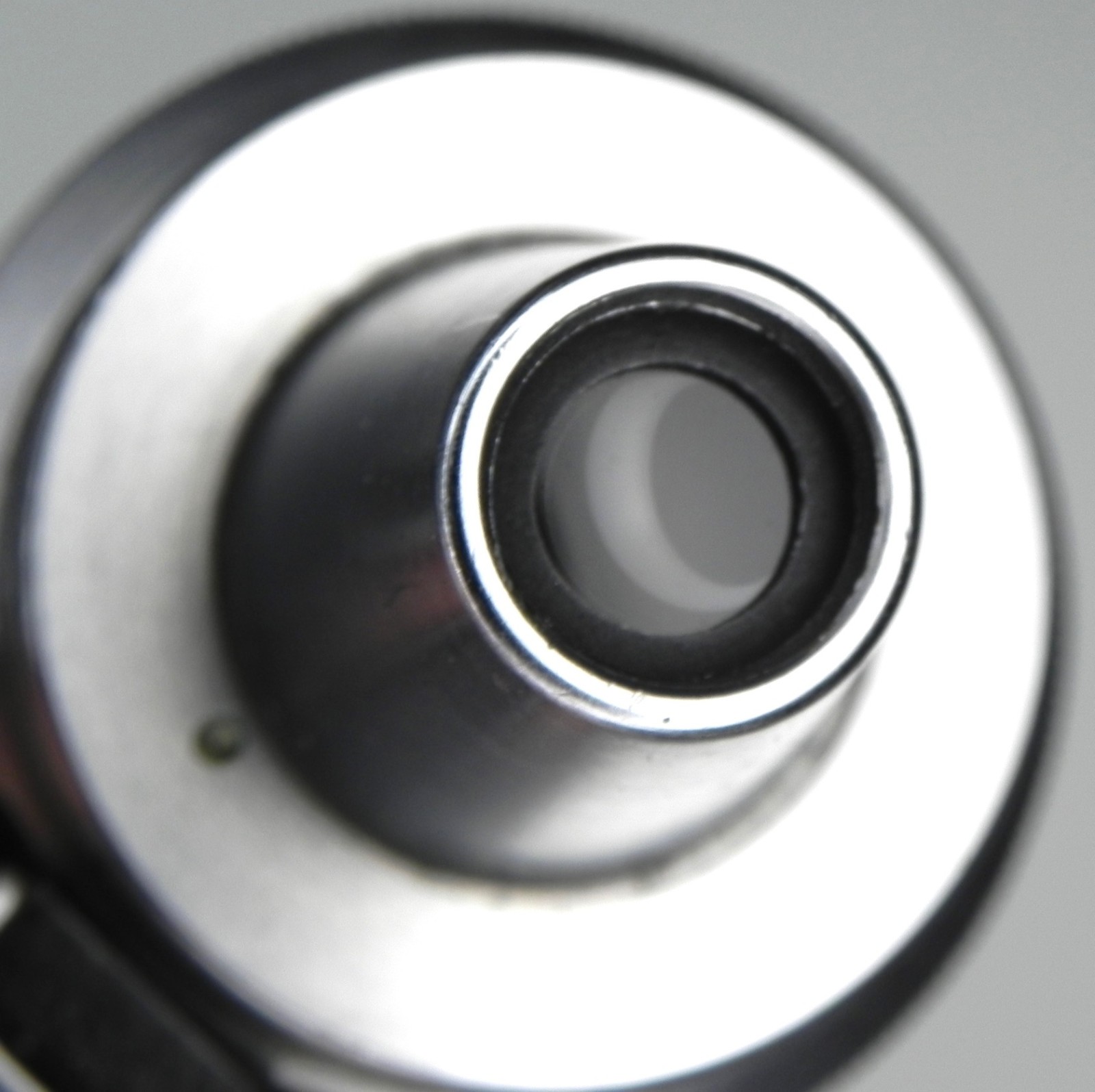 Leica E.Leitz New York USA VIOOH Universal Finder #638 ……… Rare !!