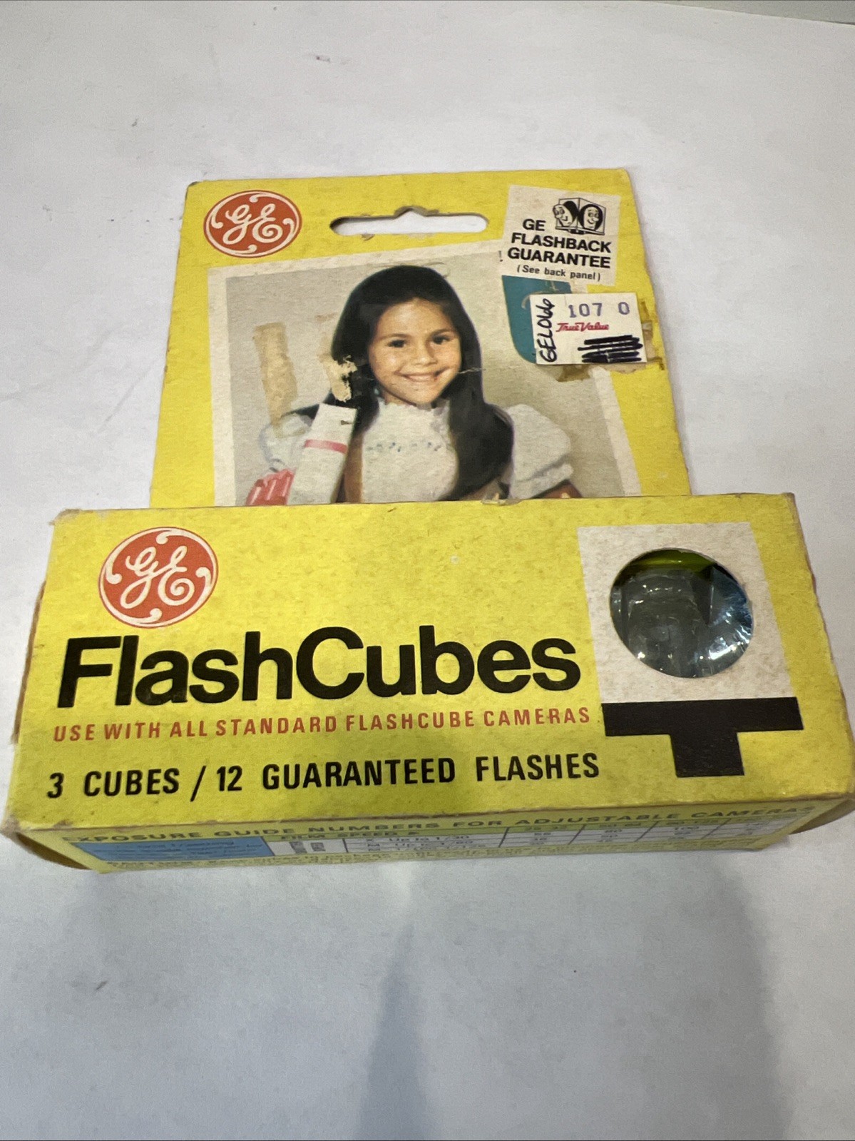 Vintage G.E. FlashCubes 3 Cubes Original Box General Electric Camera Flash USA