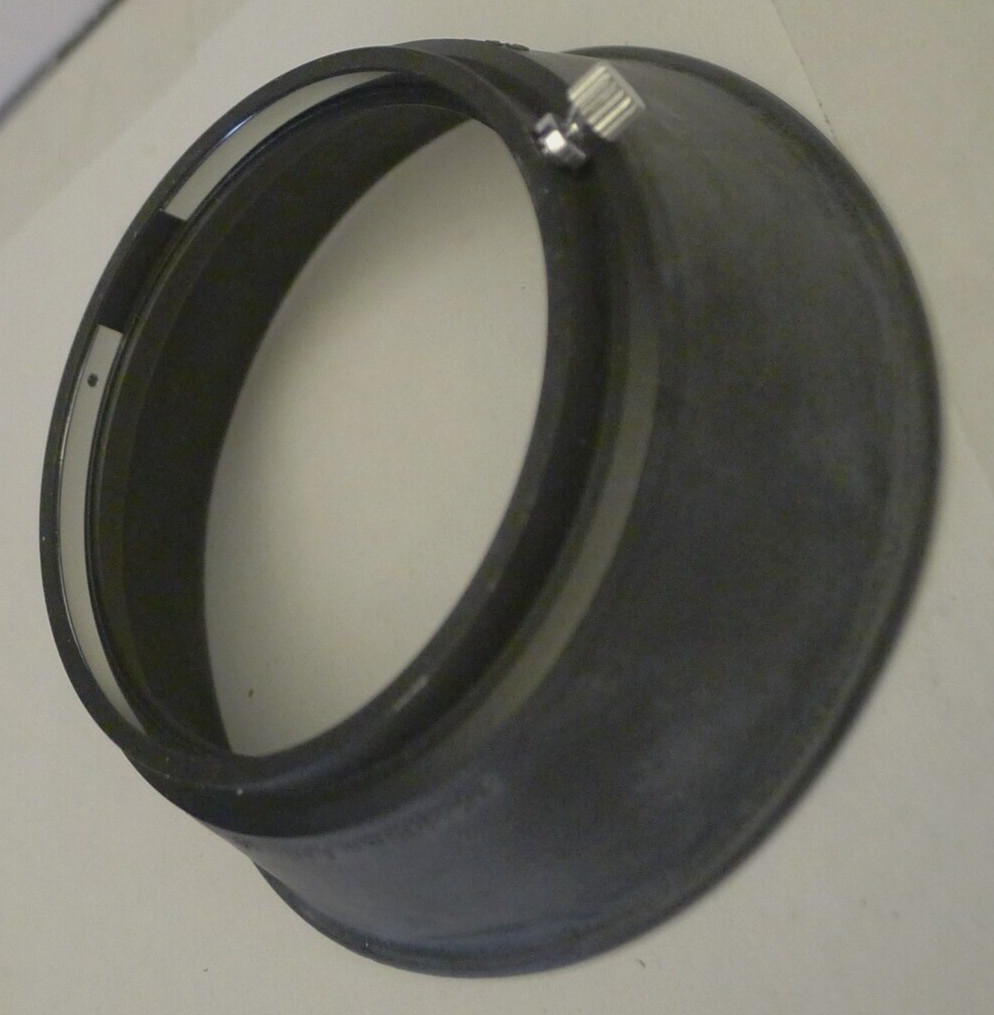 Olympus 35-105mm f3.5-4.5 Rubber Lens Hood – Made in Japan