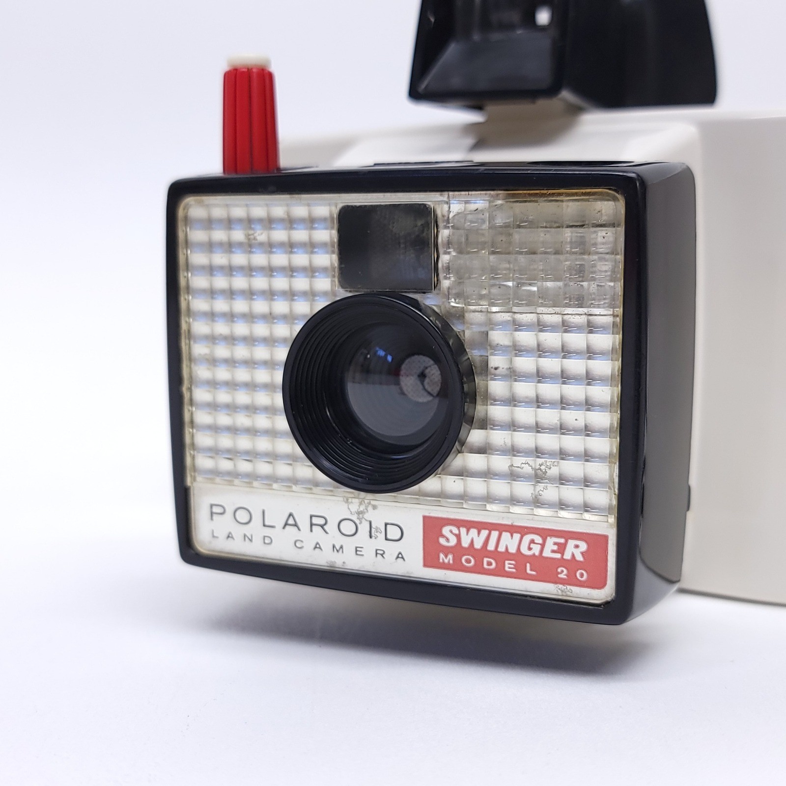 Vintage Pair of 60s Polaroid Land Camera Swinger Model 20 White