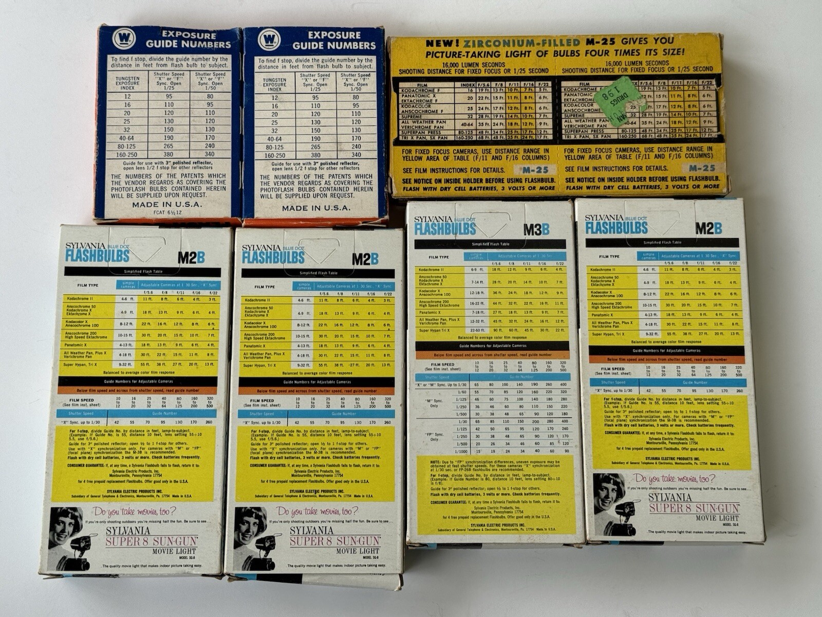 VINTAGE NOS 47 SYLVANIA M28 BLUE DOT FLASHBULBS 23 WESTINGHOUSE M25 BULBS