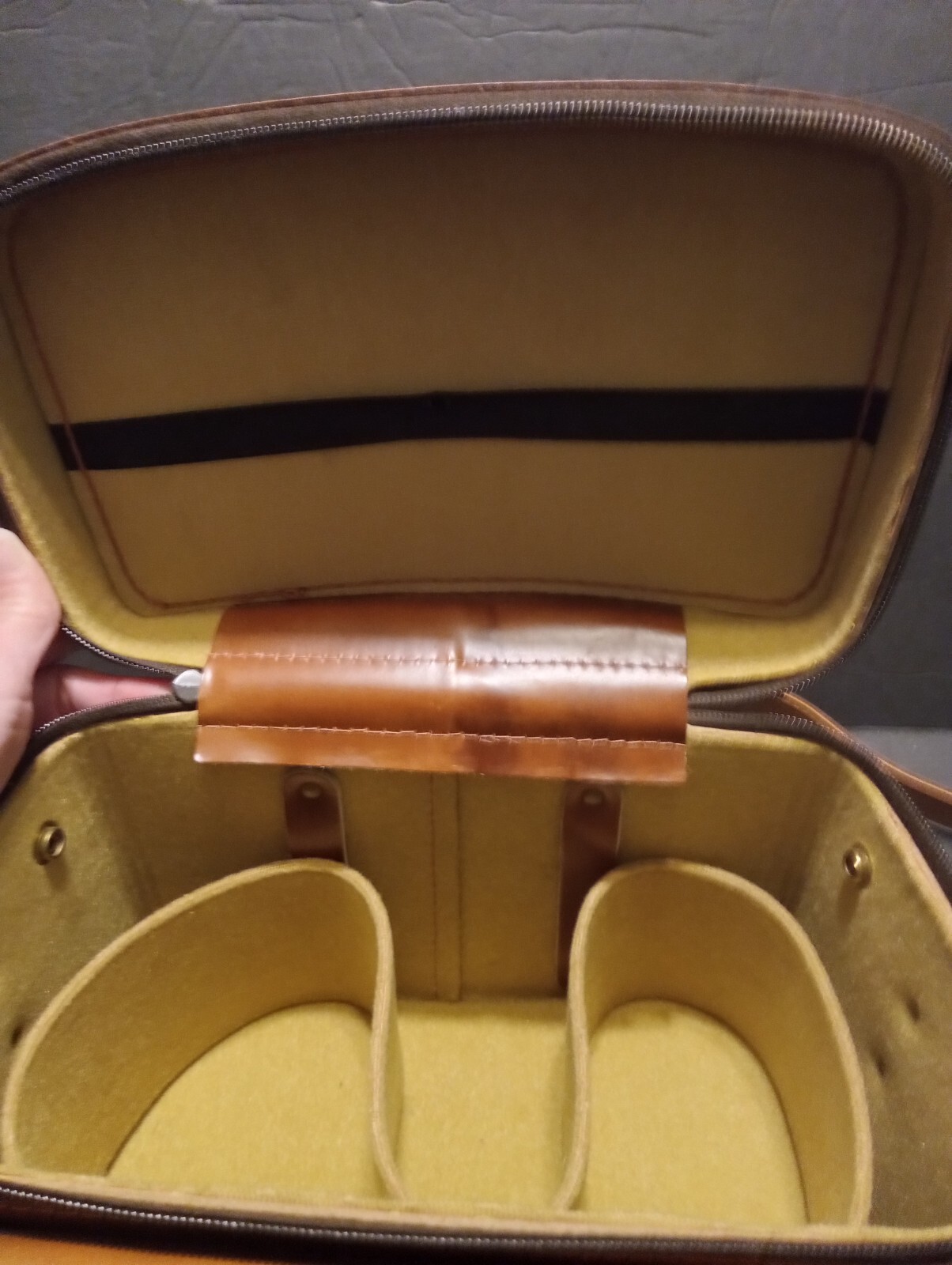Leather Camera Bag Hard Case With Buckle Strap Vintage Brown 1950-60s #803 USA