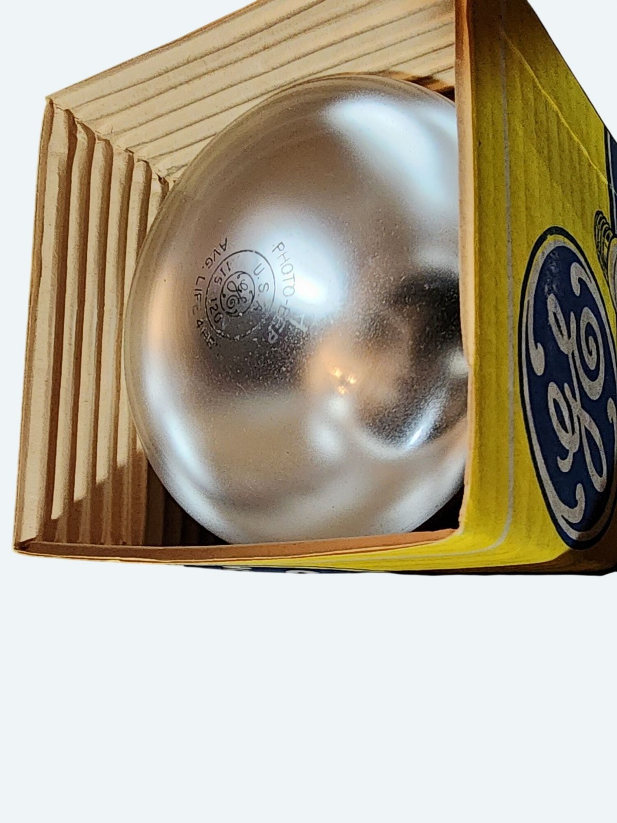 4 Vtg GE Reflector Photofloods 300W R-30 Medium Beam Lamps Photo Movie Lights
