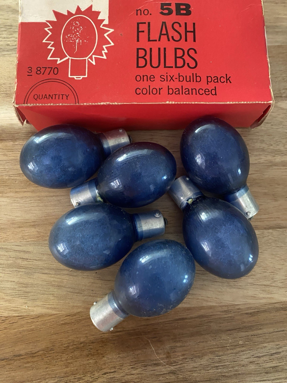 Flashbulbs Sears Blue Bulbs 5B Bulbs Vintage lot of 12 bulbs