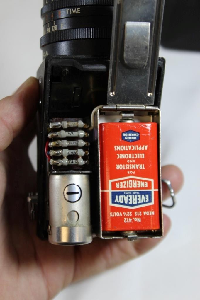 Honeywell Pentax 3/21 Spot Exposure Meter & Strobonar 100 Hot Shoe Flash AS-IS