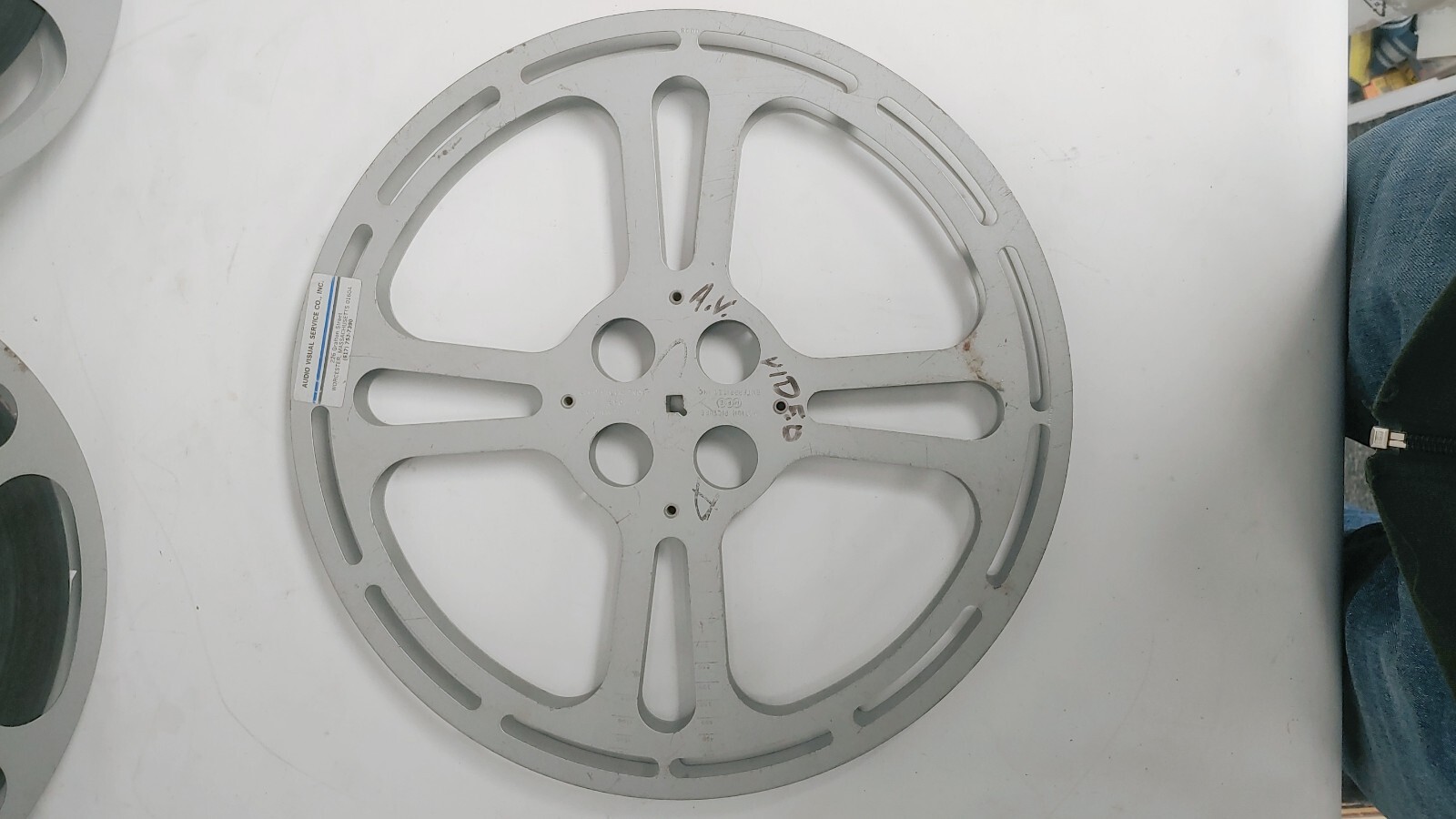 Lot of 8 Vintage Movie Projector 16mm Reels / Take Up Reels Various Sizes