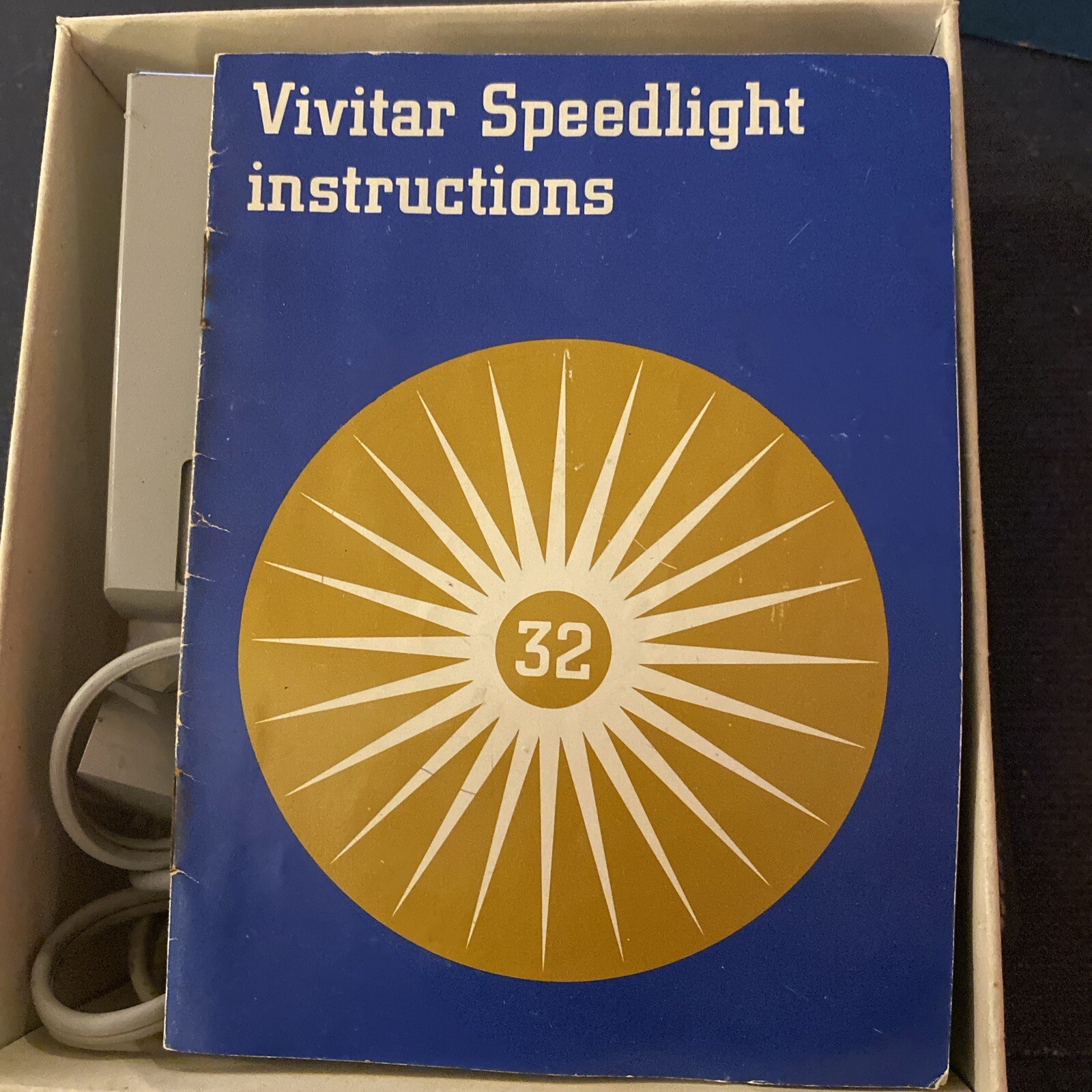 Vintage Vivitar Speedlight 32 Electronic Flash Unit with Box Japan