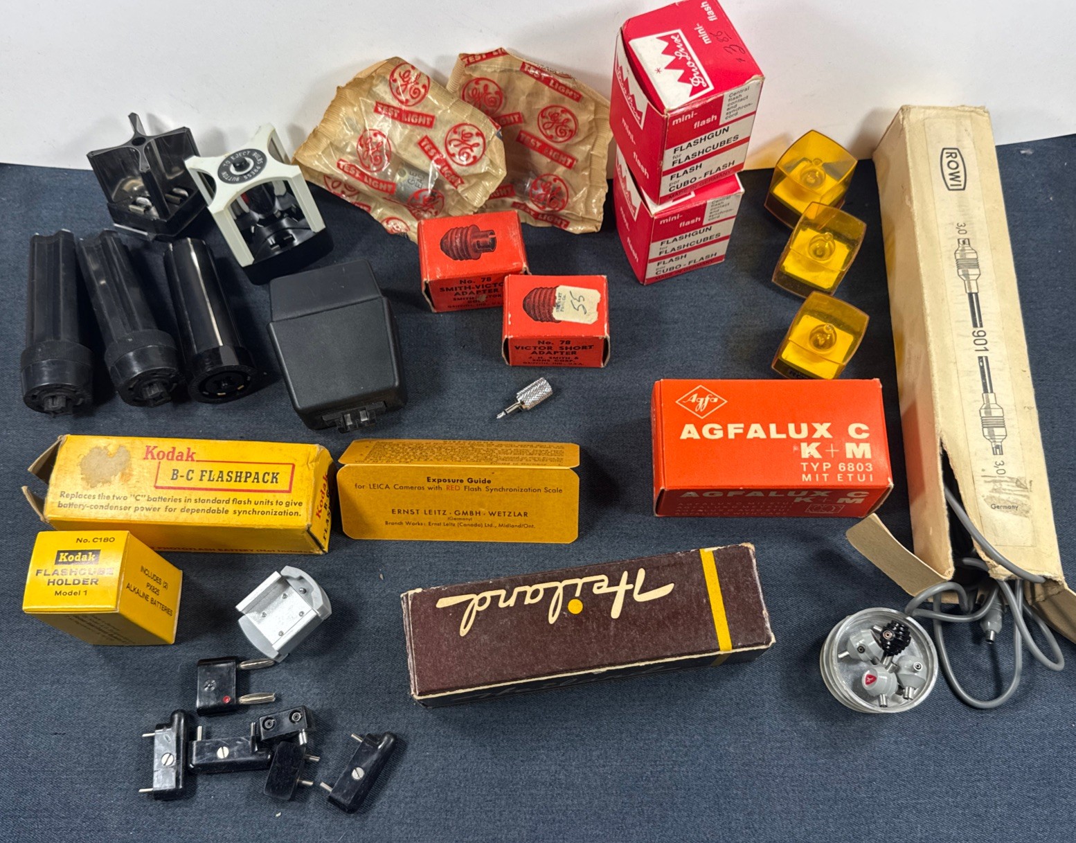 Camera Flash Accesory Lot – Kodak Agfa Rowi Duolux Heiland – New Old Stock NOS