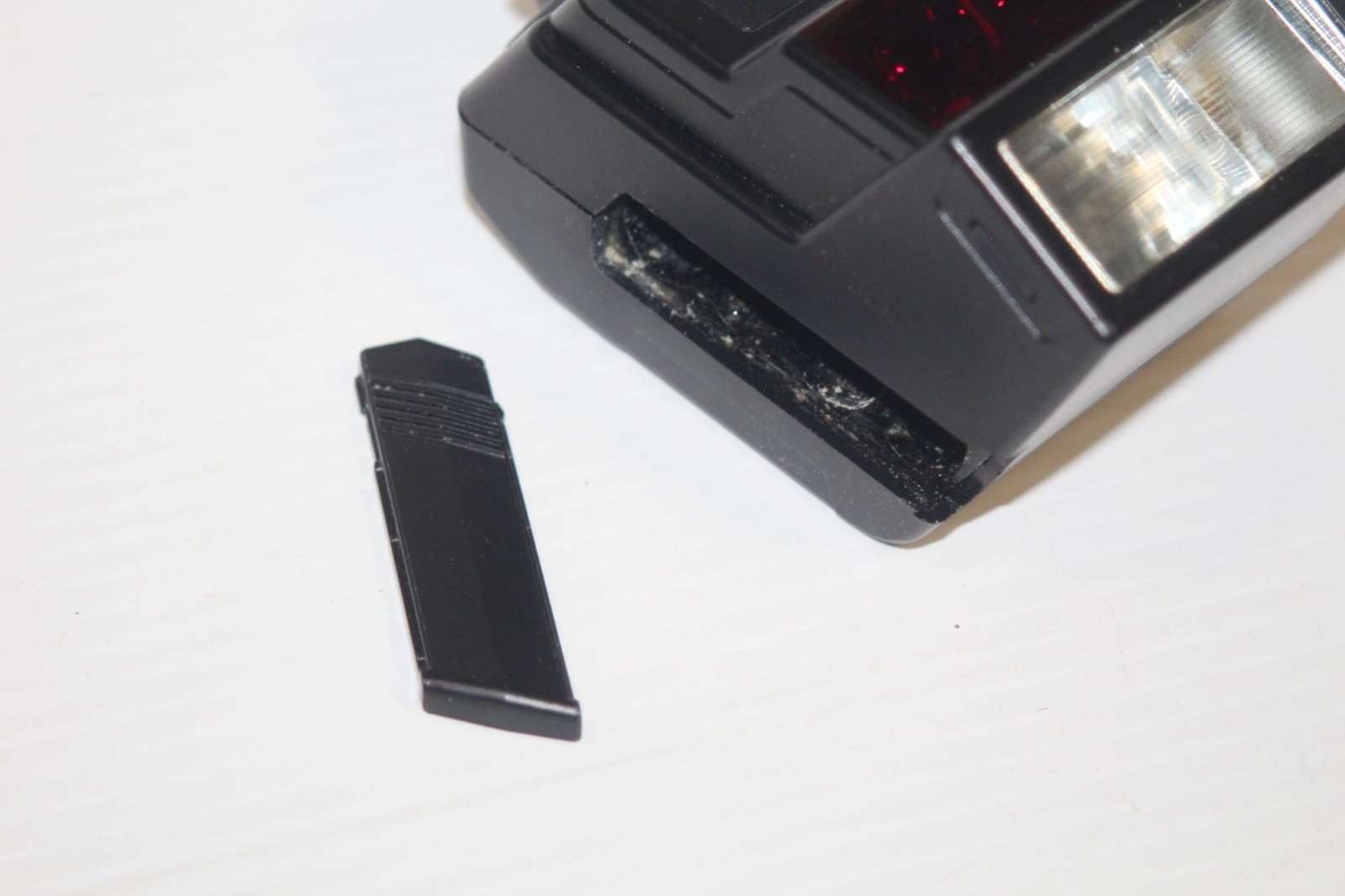 AS IS Parts, Repair – Vintage Maxxum 2800 AF Minolta Camera Flash – Shoe Mount