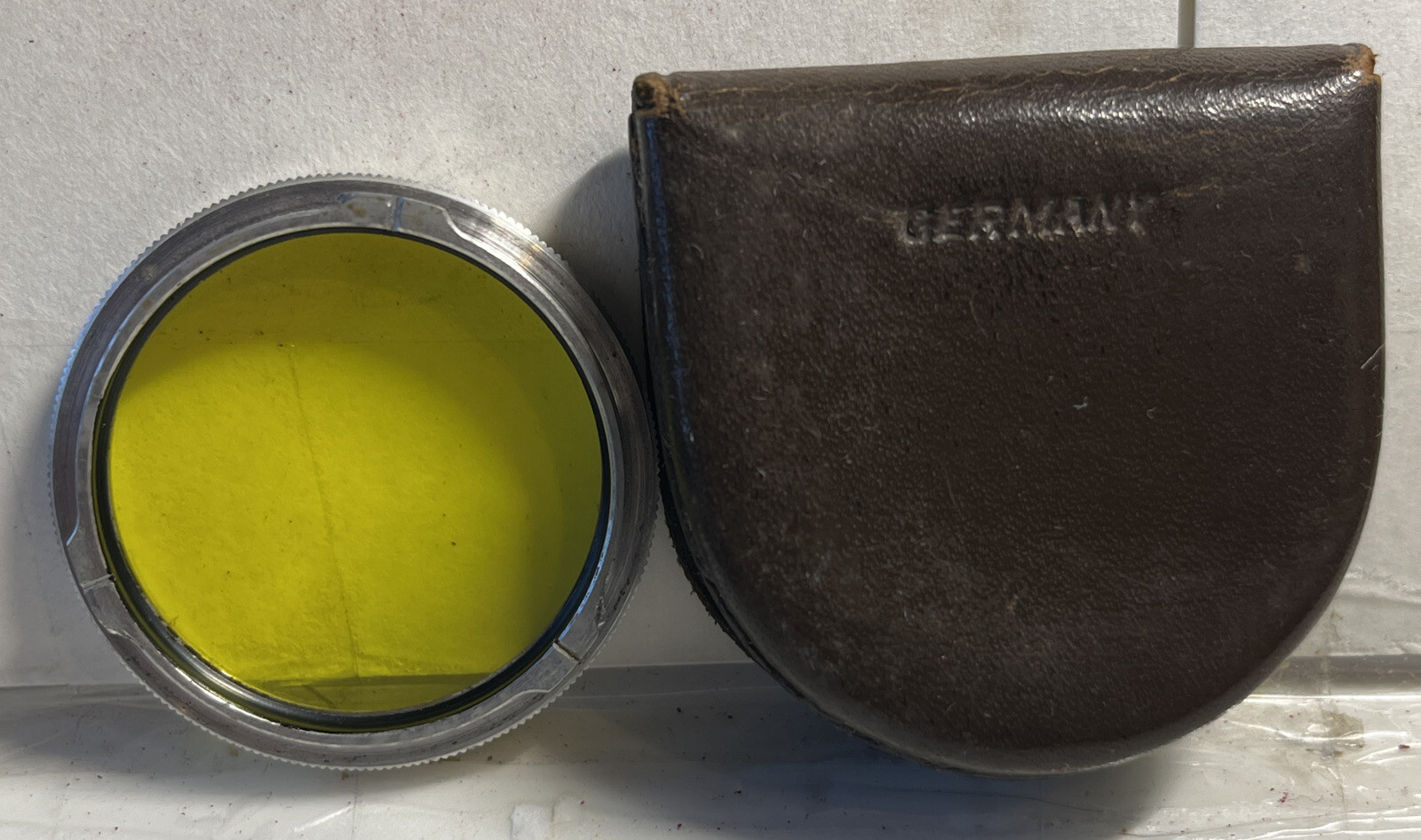 VINTAGE ROLLEI ROLLEIFLEX ROLLEIFILTER Yellow LENS W/ Leather CASE 28.5 Heidecke