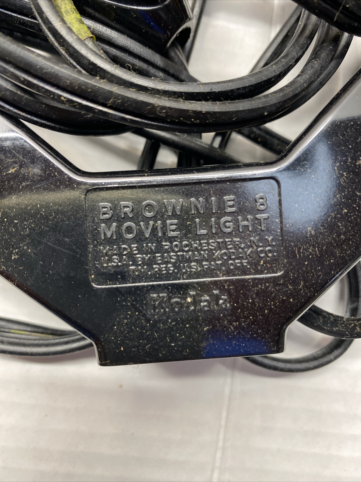 VINTAGE BROWNIE 8 MOVIE LIGHT See Pictures