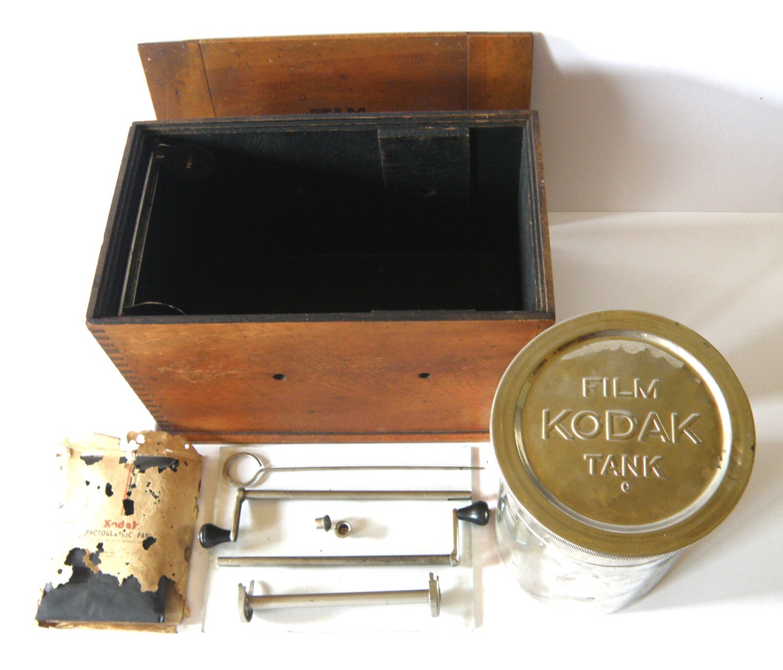 Antique Wooden Box Joint Kodak Film Tank 3 1/2in Model “B”-2 C.1907
