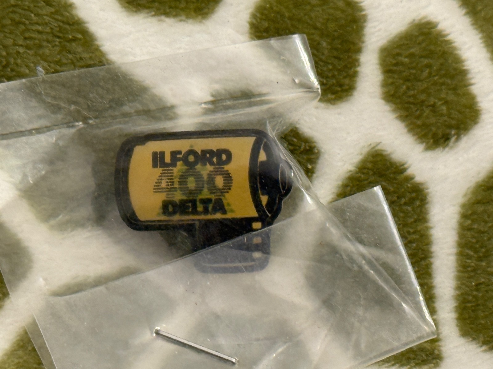 ILFORD 400 DELTA * Vintage, Collectible Lapel Pin *