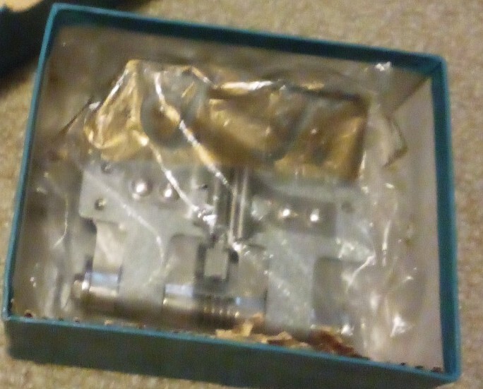 VINTAGE 8mm & 16mm MOVIE FILM SPLICER IN ORIGINAL BOX