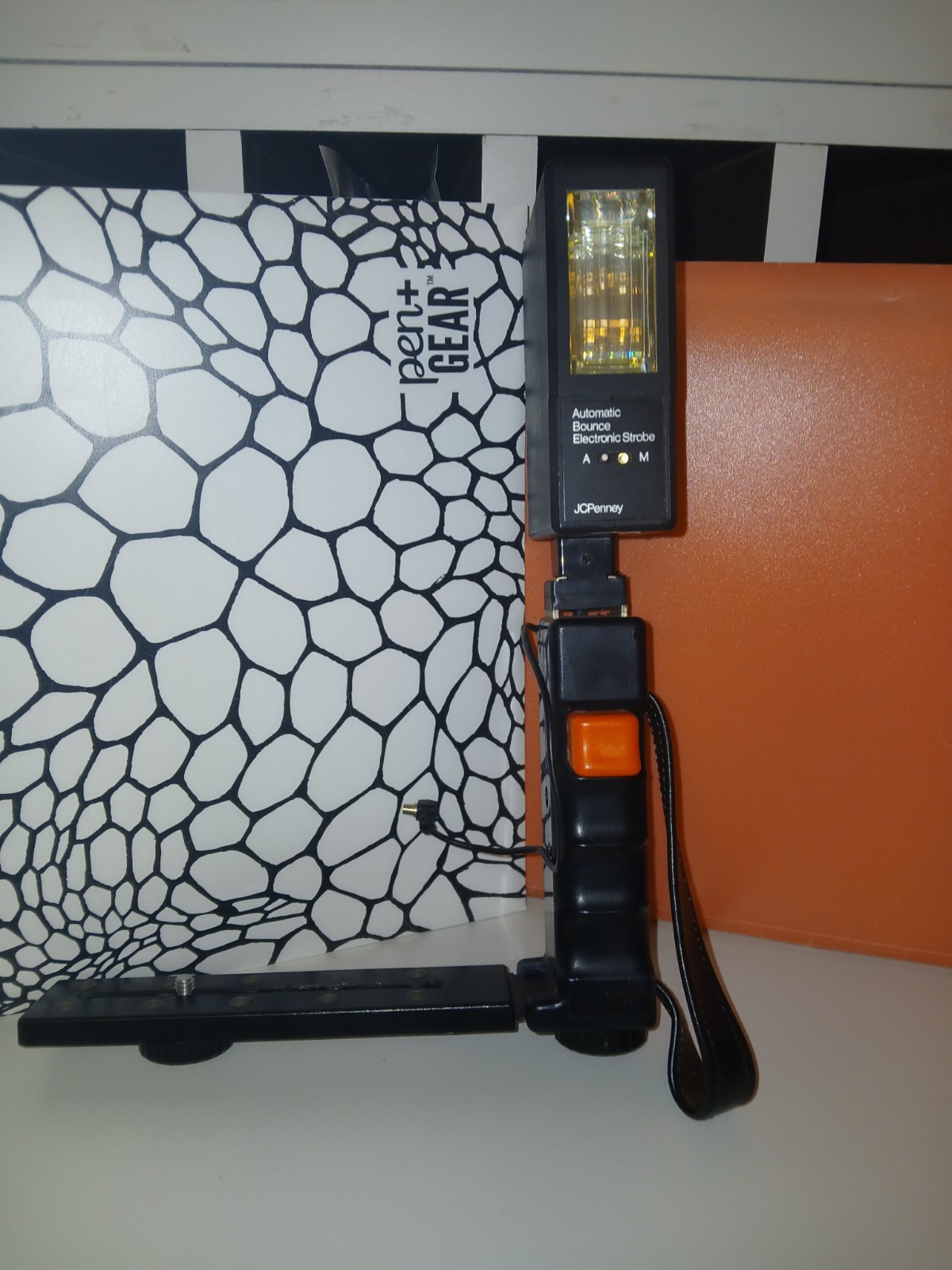 Vintage JCPenney Multiple Position Automatic Bounce Strobe