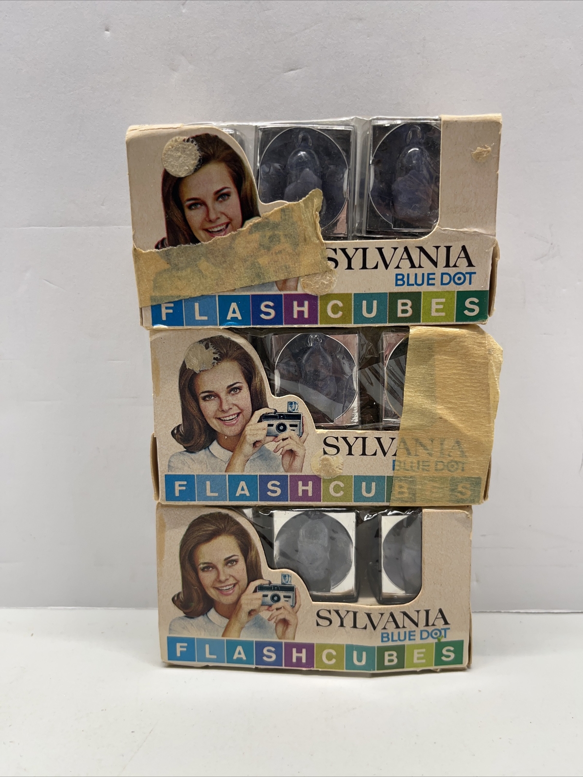 Sylvania Blue Dot Flashcubes (Flash Cubes) Three Packs of 3 – 36 Total Flashes