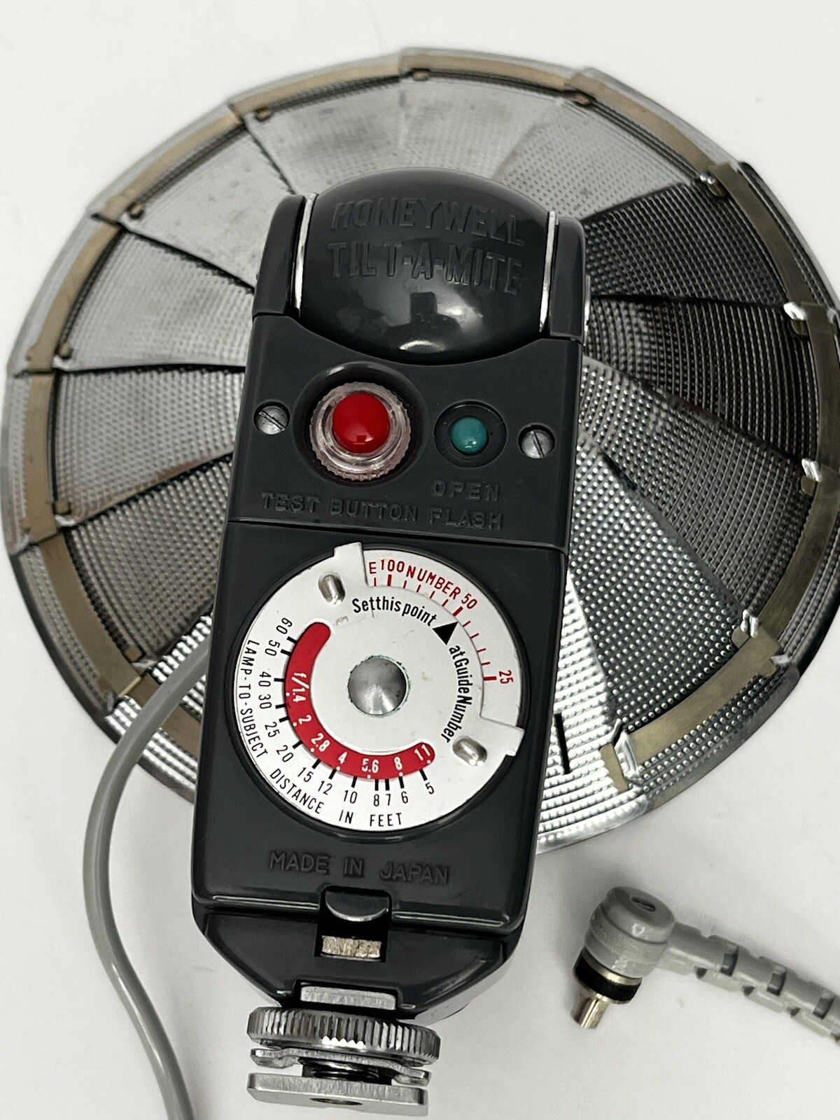 VINTAGE HONEYWELL PENTAX TILT-A-MITE CAMERA FLASH UNIT W/SYNC CORD