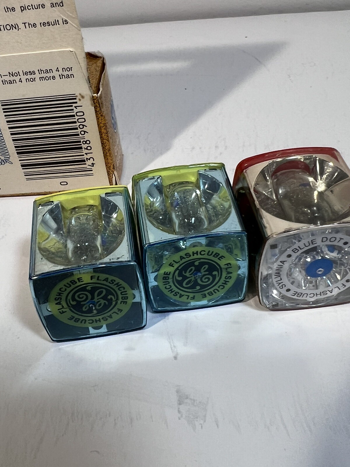 Vintage GE FLASHCUBES 3 with box
