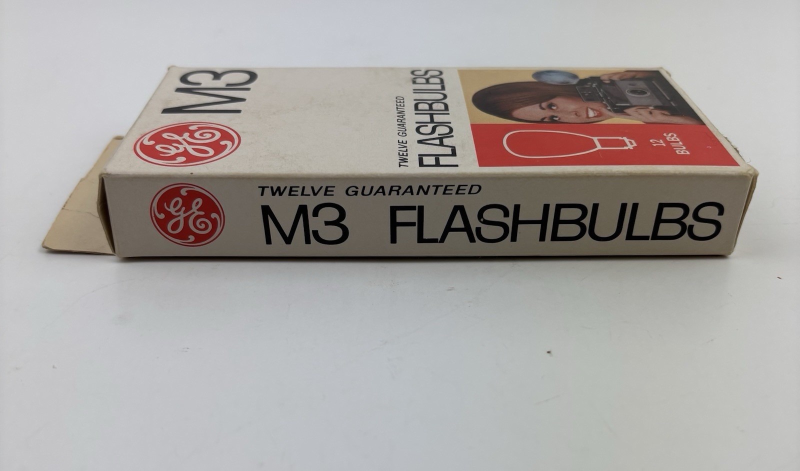 Vintage GE M3 Flashbulbs Box of 11 Unused Bulbs Camera Flash Photography