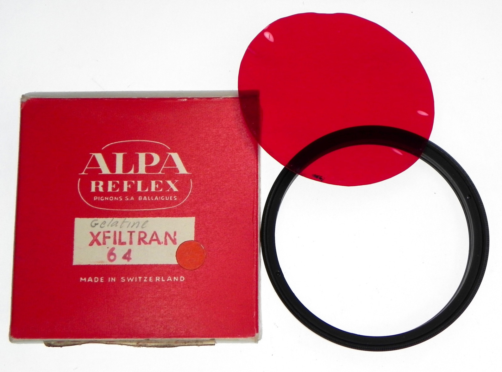 Alpa XFILTRAN #64 72mm Screw-In Filter Ring with Red Gelatine ……….. MINT