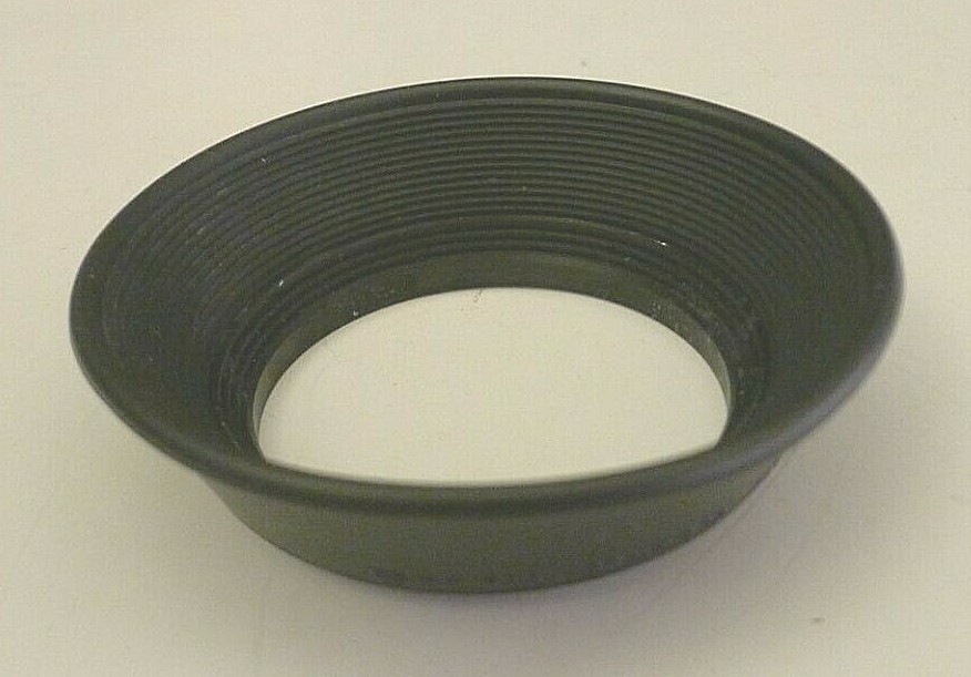 Olympus 28mm F2.8 / 28mm – F3.5 Lens Hood – Rubber – Made in Japan