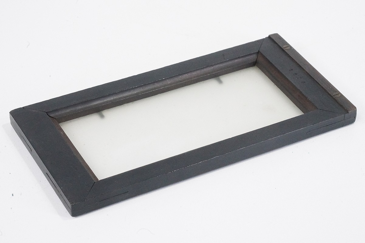 GAUMONT FOCUSING PANEL FOR A 6X13CM STEREO CAMERA/226316