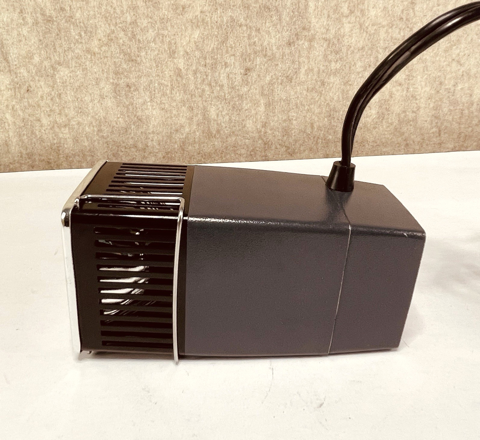 VTG 60s Kodak Instamatic Model 1 Movie Light Original Box NOT Tested Needs Bulb