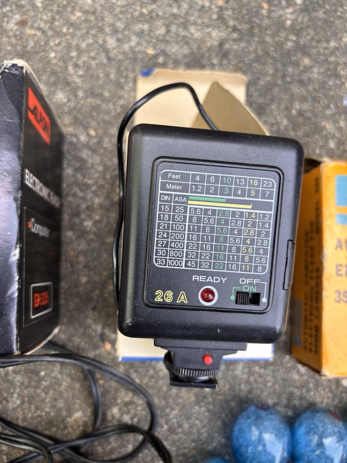 Lot of Vintage Camera Flashes,Bulbs & Accessories – Ansco, Alfon , Rokinon