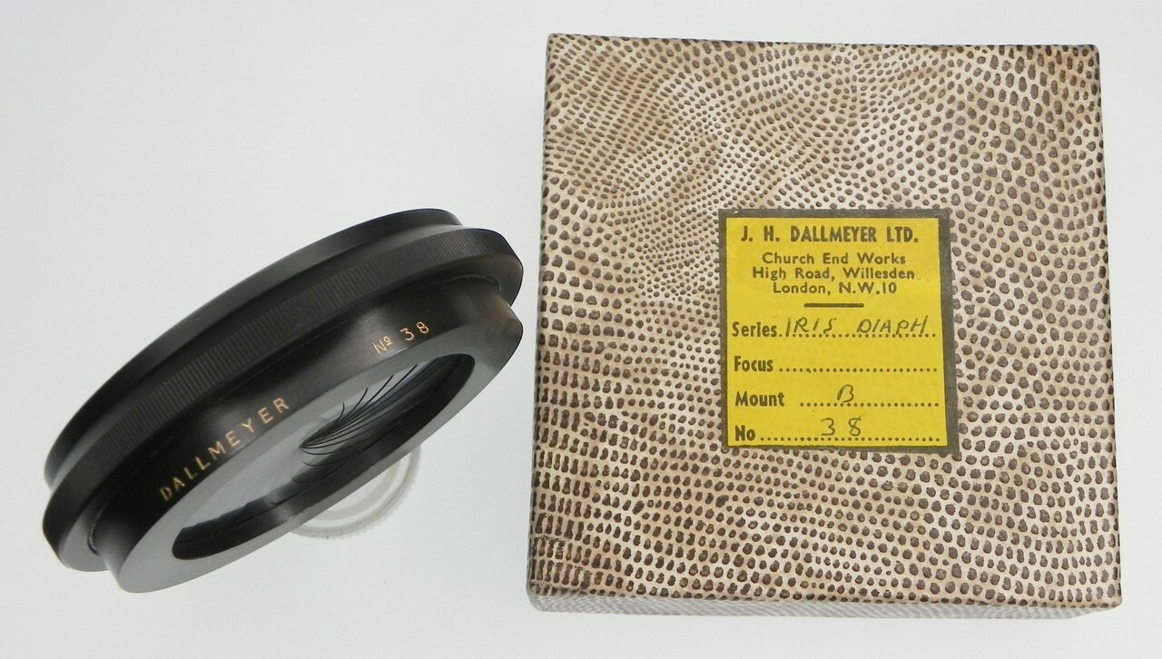 Dallmeyer Iris Diaphragm No.38B with aperture ring ………. LN w/Box #1