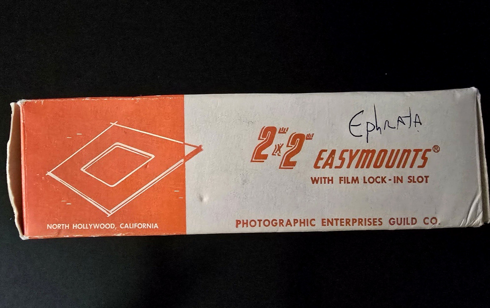 PEGCO – 2″x2″ Easymounts with Lock-In Slot – Minox 35mm Film Frames, Box (67ct)