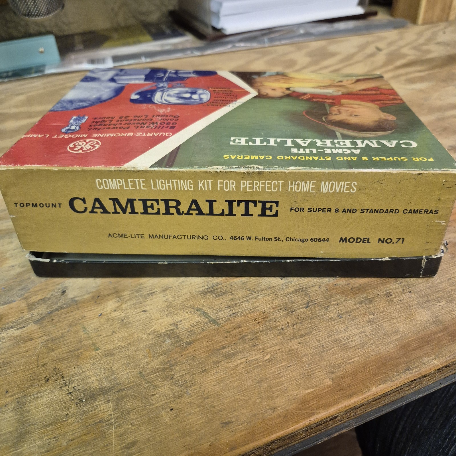 Vintage Lighting Kit Cameralite Light Super 8 & Standard Cameras Model 71