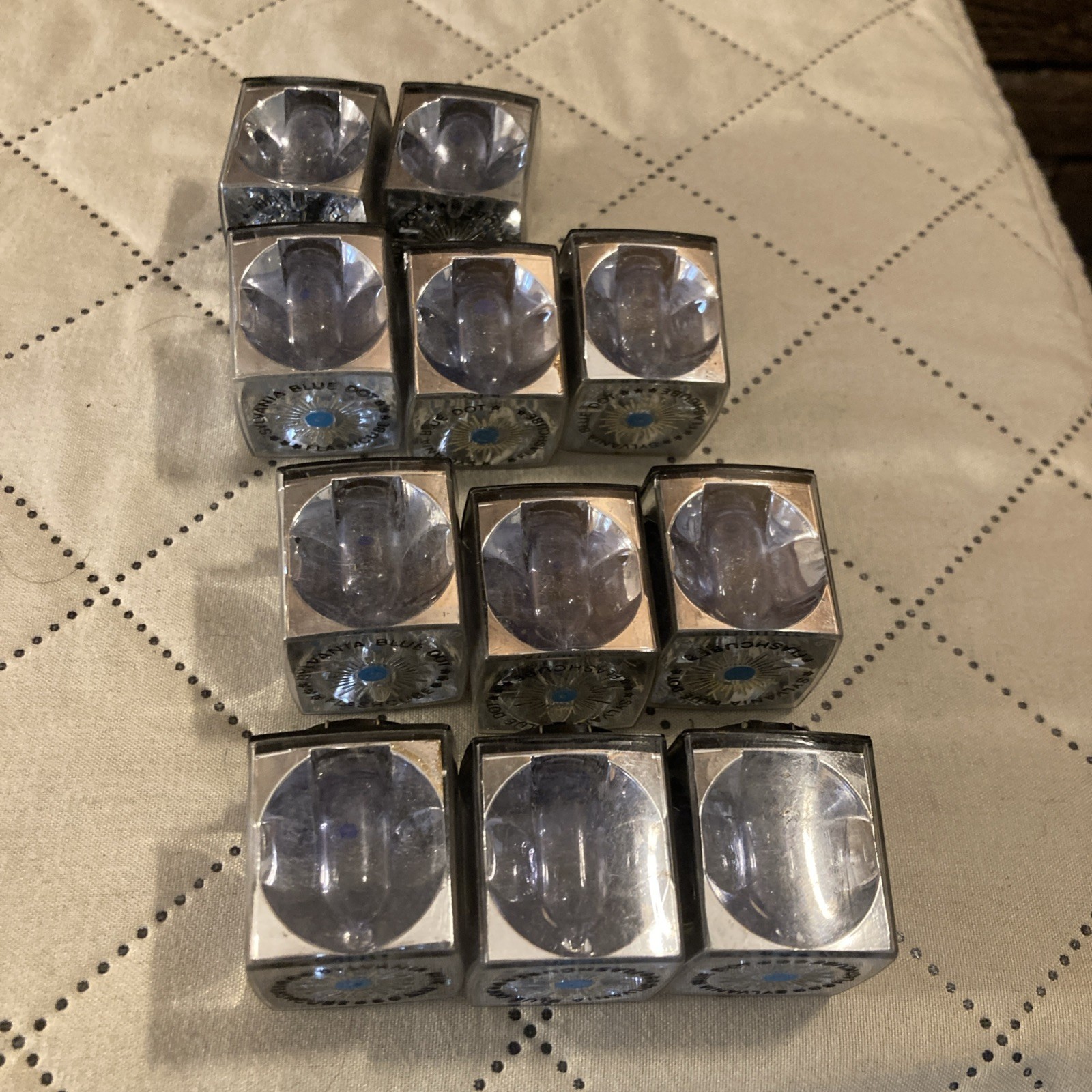 Sylvania Blue Dot Flashcubes 13 Cubes/ 49 Flashes Vintage New Old Stock