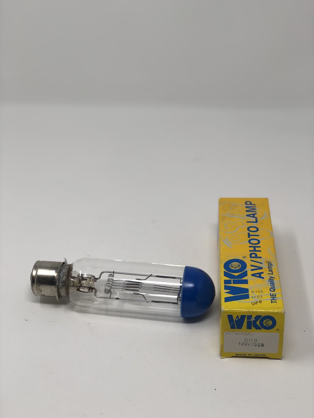Wiko DDB 120V 750W Projector Bulb. BRAND NEW! FREE SHIPPING!