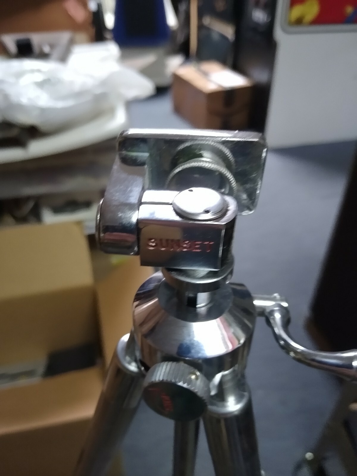 Vintage Sunset Tripod – working great condition