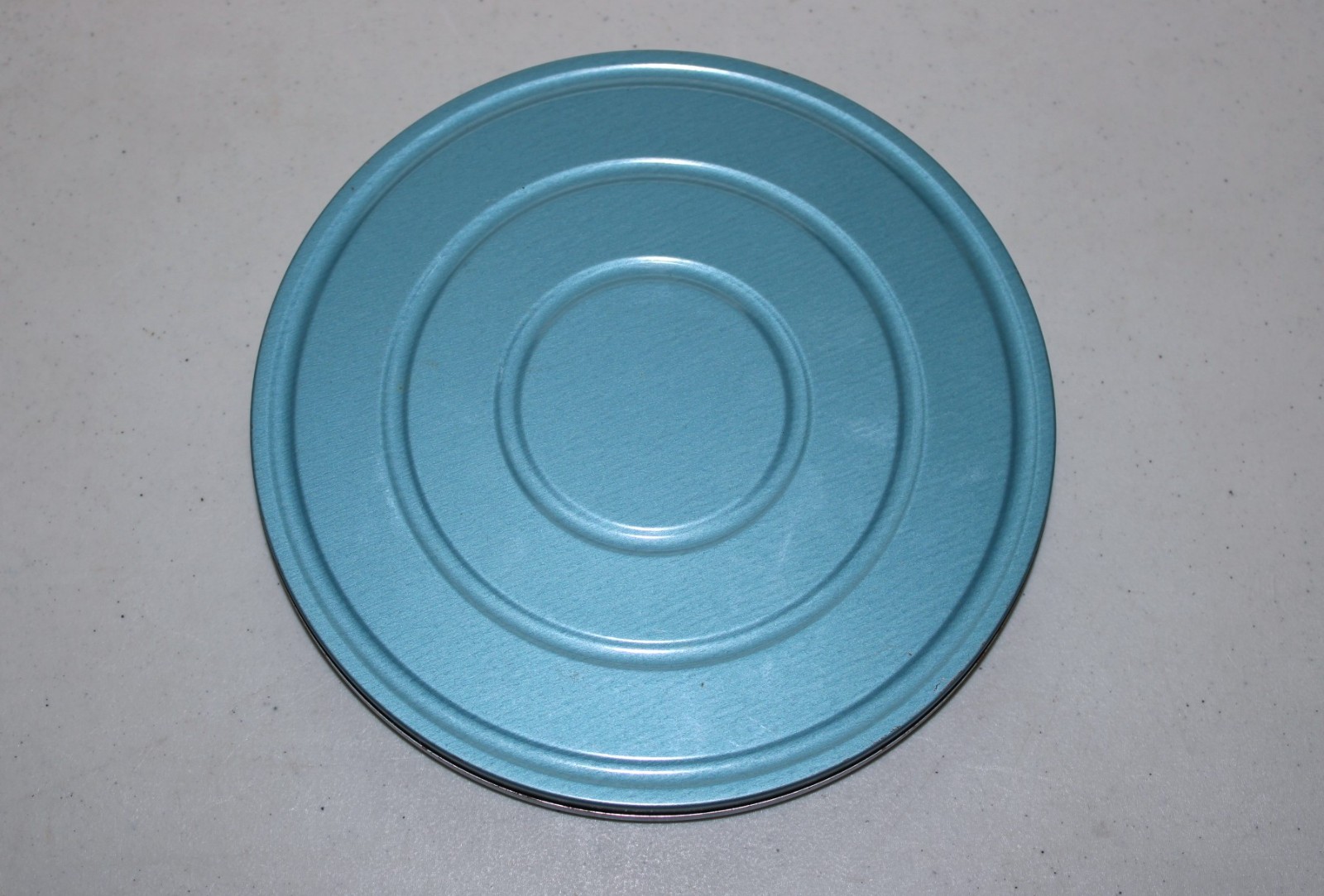 Vintage 7″ (Diameter) Blue Metal Film Canister Case w/ Emtpy Plastic Reel
