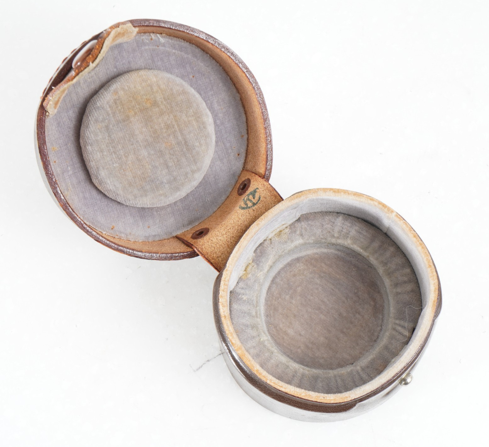 -CANON HARD BROWN LEATHER LENS CASE FOR 28MM Leice L39 Mount LENS