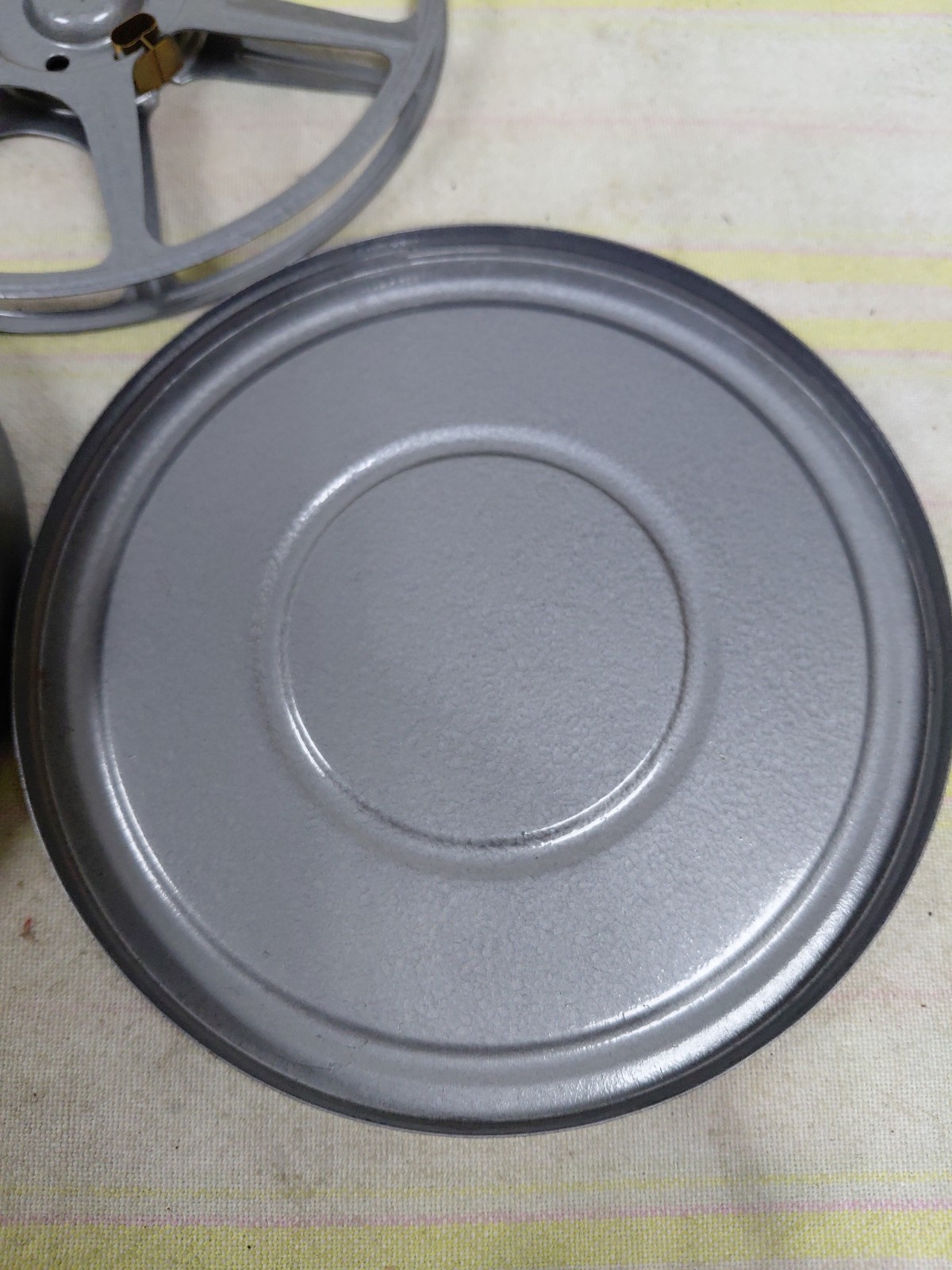 Vintage Compco Film Canister Movie Metal 5″ 8MM Reel 200ft Home Movies