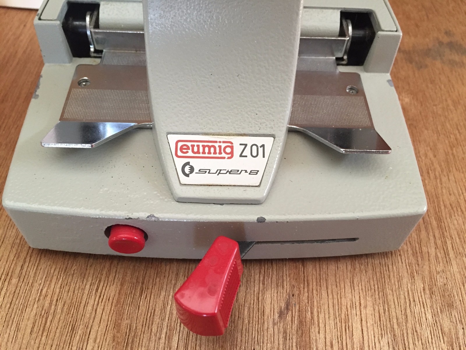 NICE VINTAGE EUMIG CHEMO FILM SPLICER KIT Z01 FOR SUPER 8 FILM