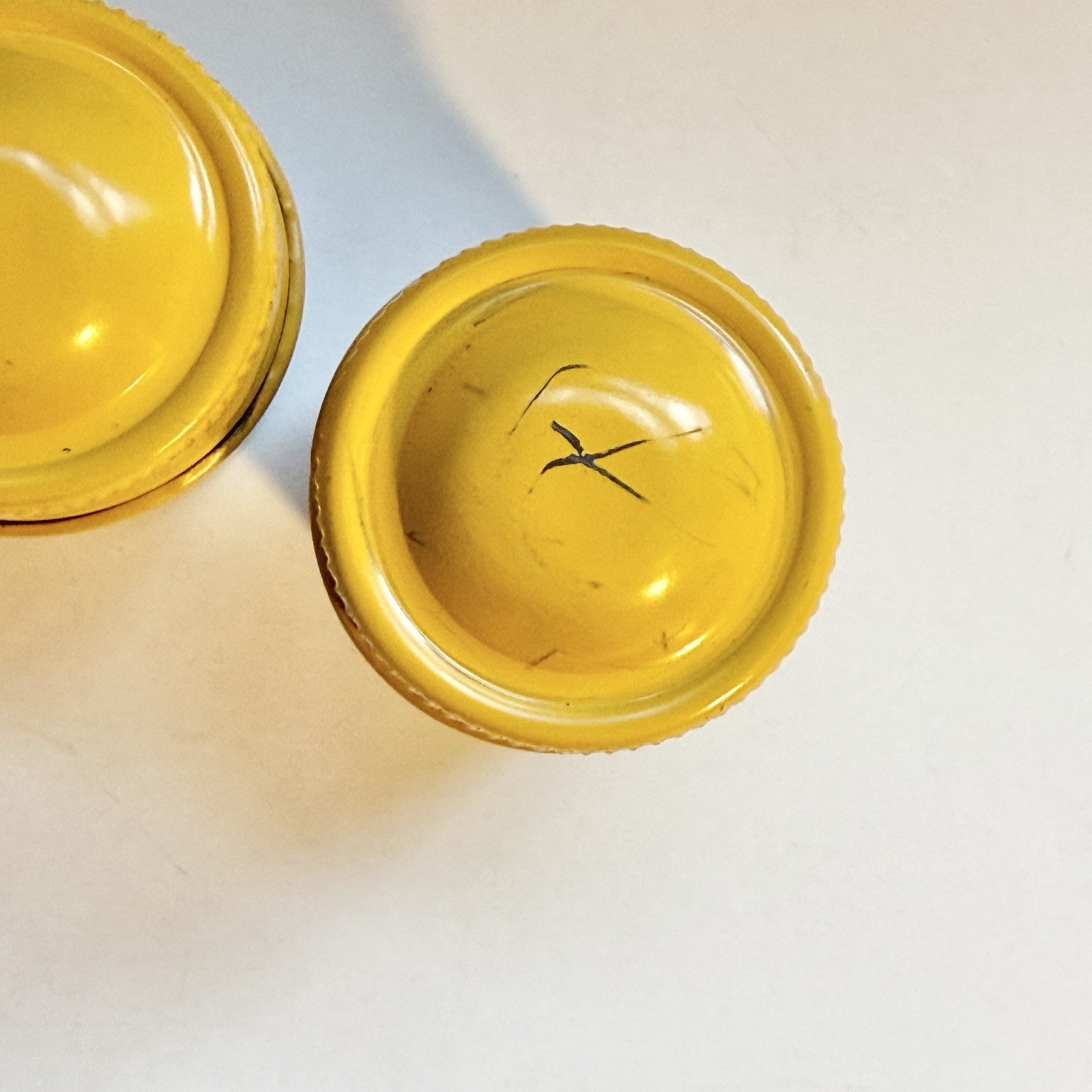 Vintage Kodak 35mm Film Canisters– Classic Photography Storage– Collector’s Item