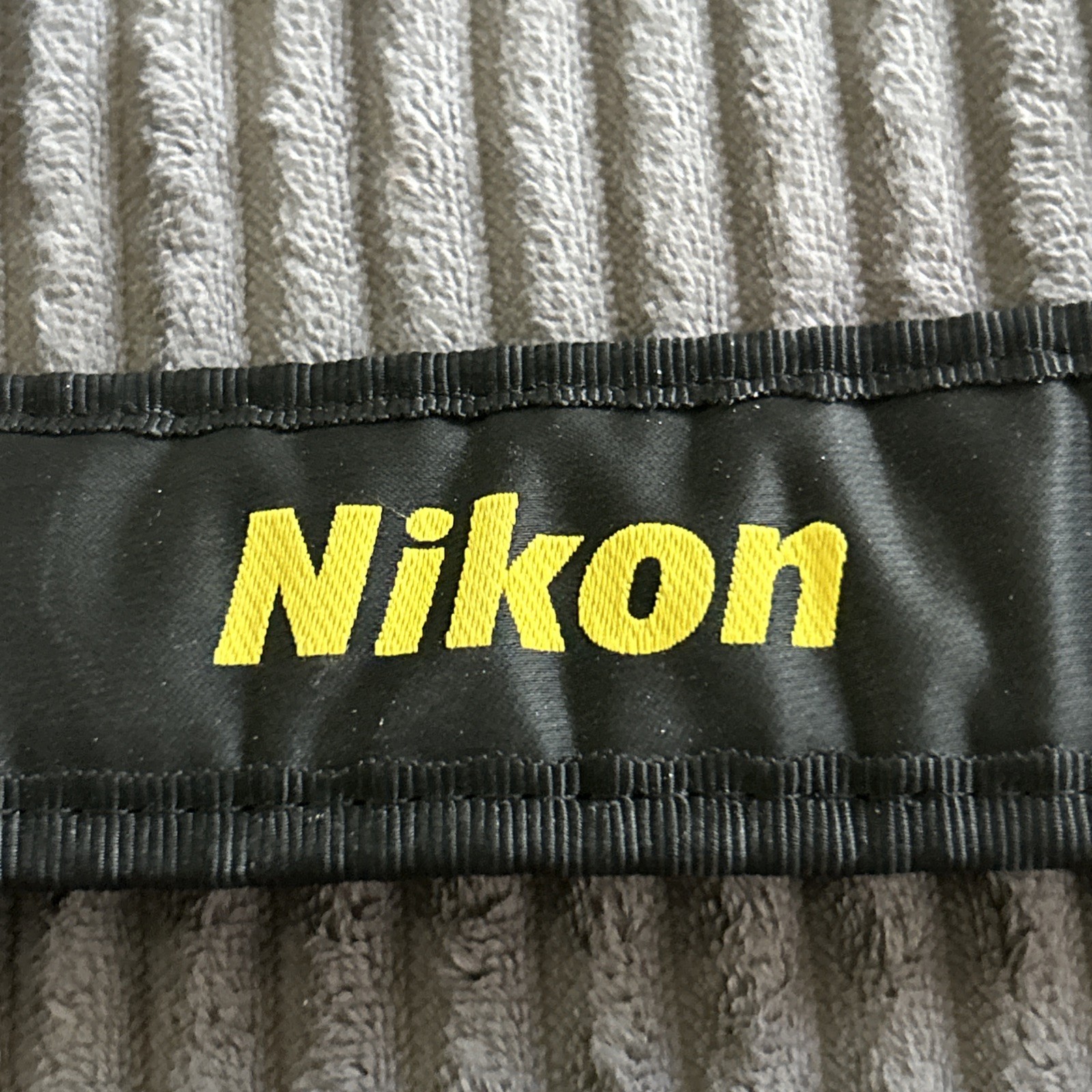 Vintage Nikon nikkor Camera Neck Strap Black Yellow Logo missing clips