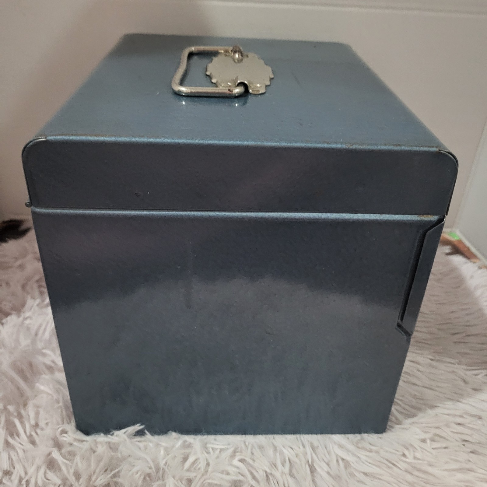 Vintage Bruce Metal 8mm Movie Film Reel Chest 12 Slots Box Storage Case