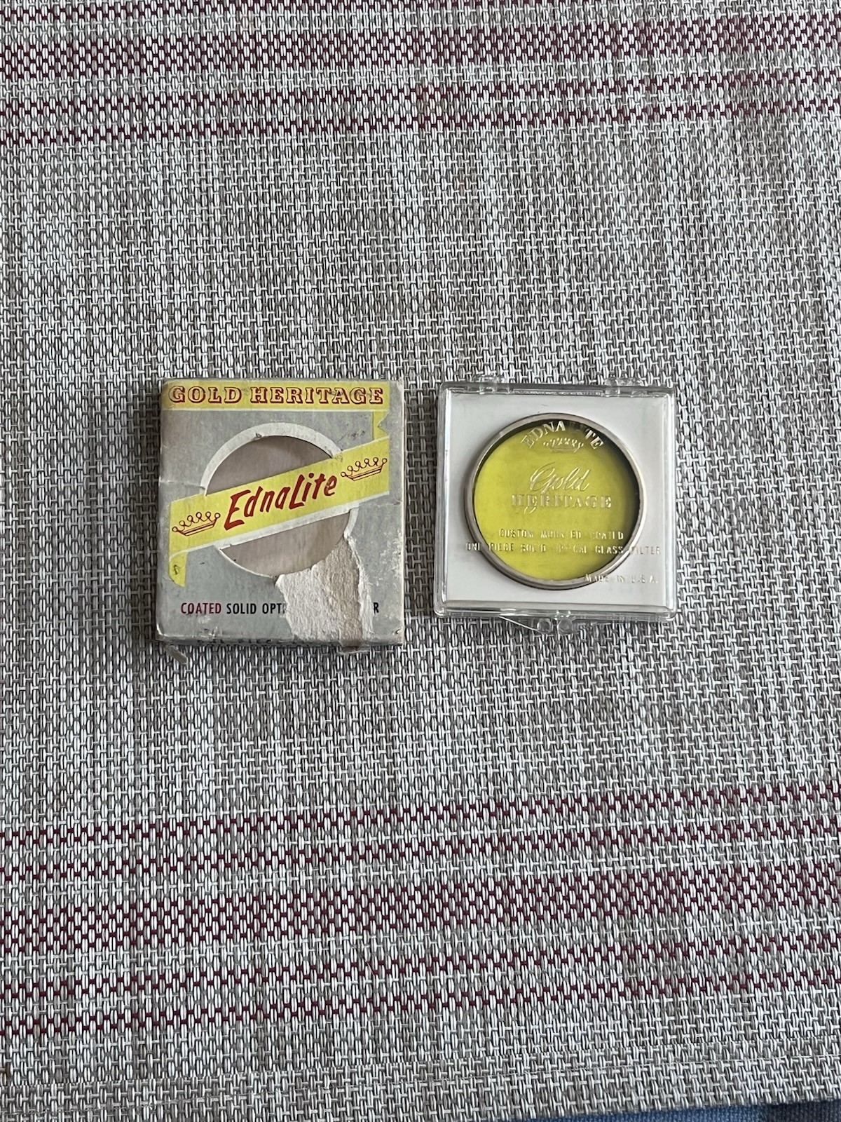(2) Endalite Coated Solid Optical Glass Filter w Box R-2 (25A) Med Red & Yellow
