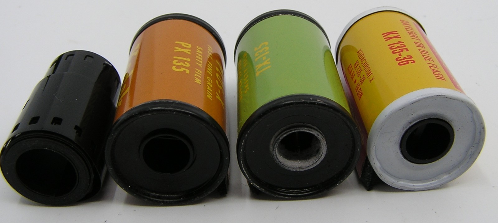10 Vintage Kodak Embossed 35 MM Metal Tin Film Empty Canisters & 4 Films