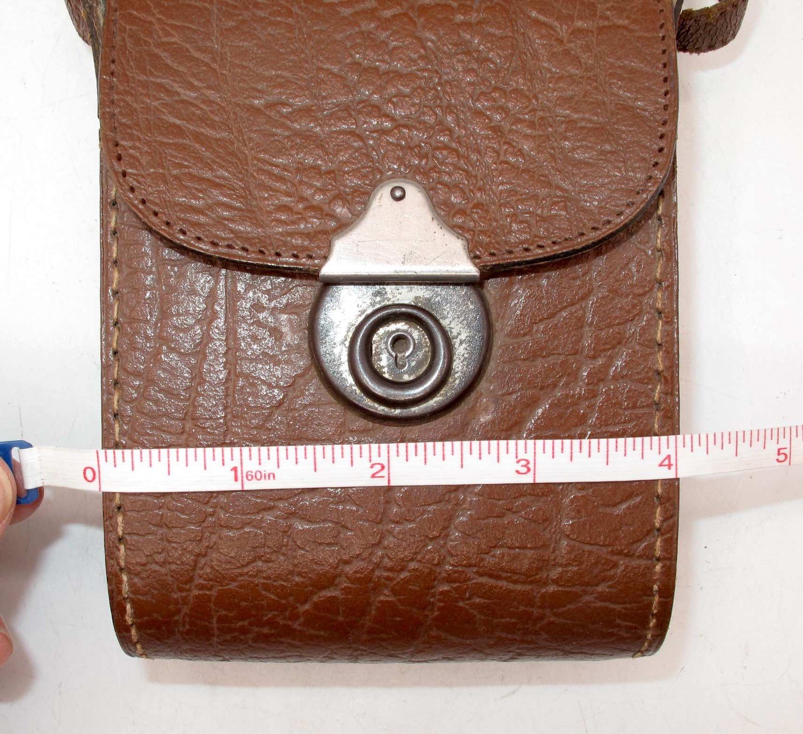 *VINTAGE* BROWN HARD CASE 6″x 4″ x 2″ WITH STRAP-BLUE INTERIOR-WORKING CLASP