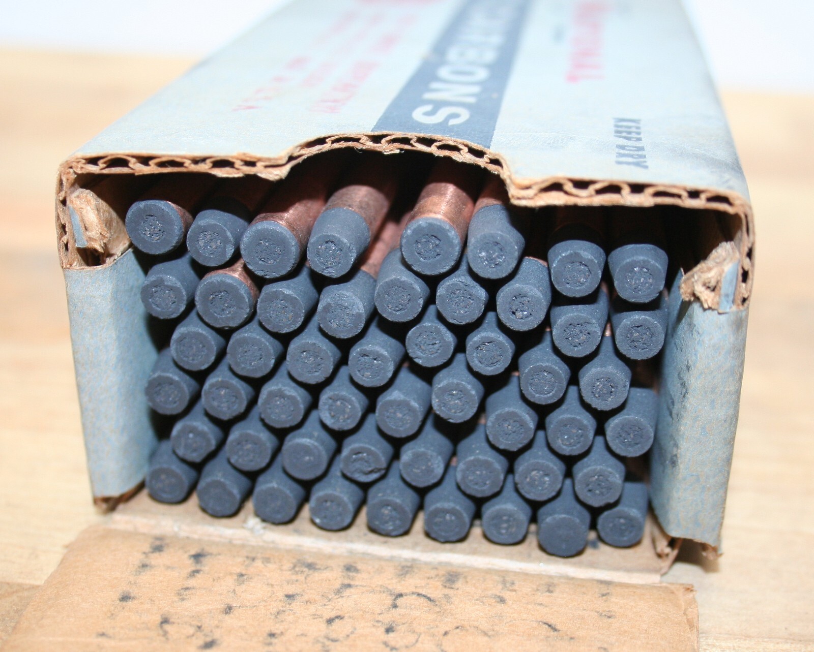 50 Carbon Arc Rods 7mm X 6 Inches, National Arc Carbons Cat. No. L3593 Photo 76