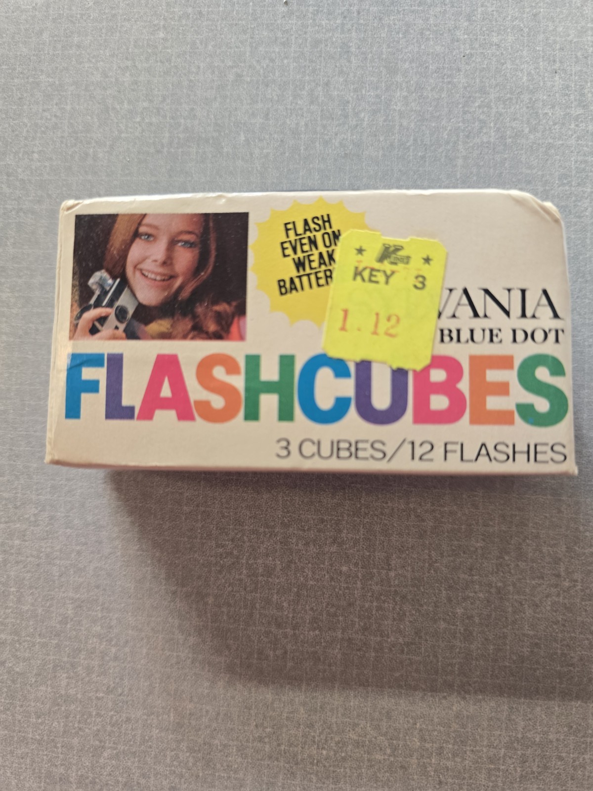 Sylvania Blue Dot camera 5 New Flash Cubes 20 Total Flashes Vintage