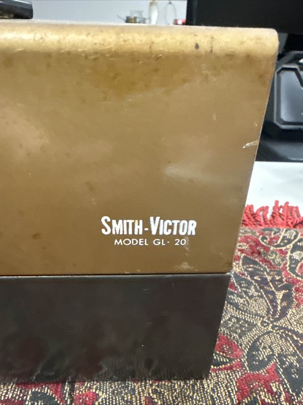 189-Vintage Smith-Victor Metal Storage Carrying Case w/ 2 Light Bar- Untested